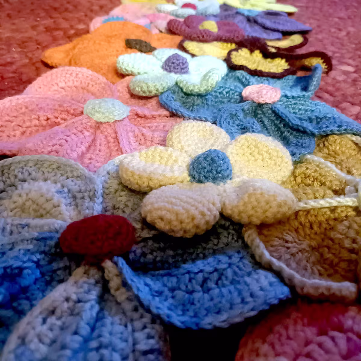 Endeavour Community Hub Yarn Bombing