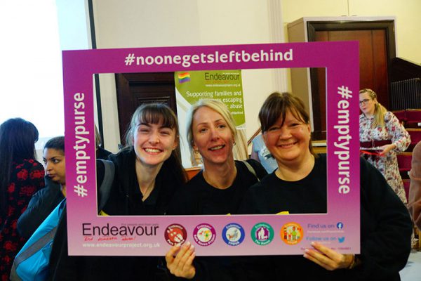 Endeavour_pr-(28) Endeavour_pr-(28)